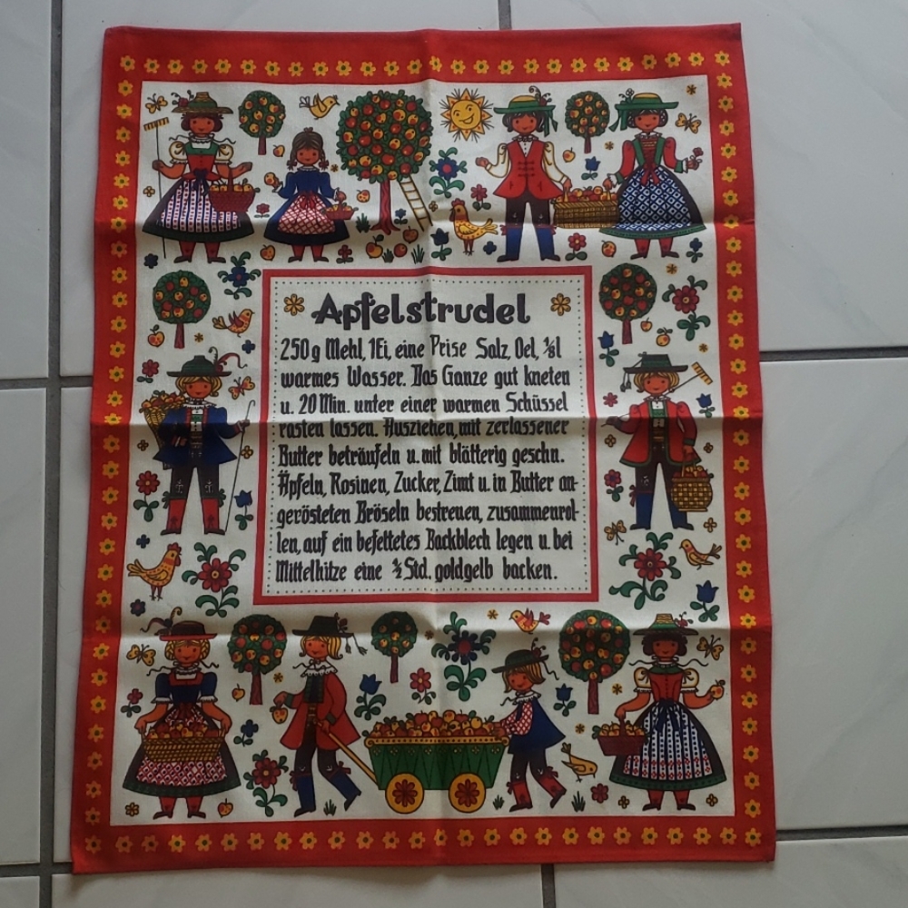 Vintage new German "Apfelstrudel" recipe towel
